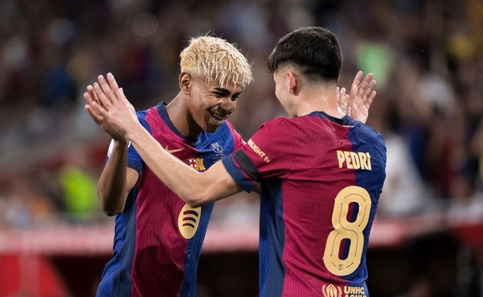 拜仁慕尼黑主场轻取勒沃库森