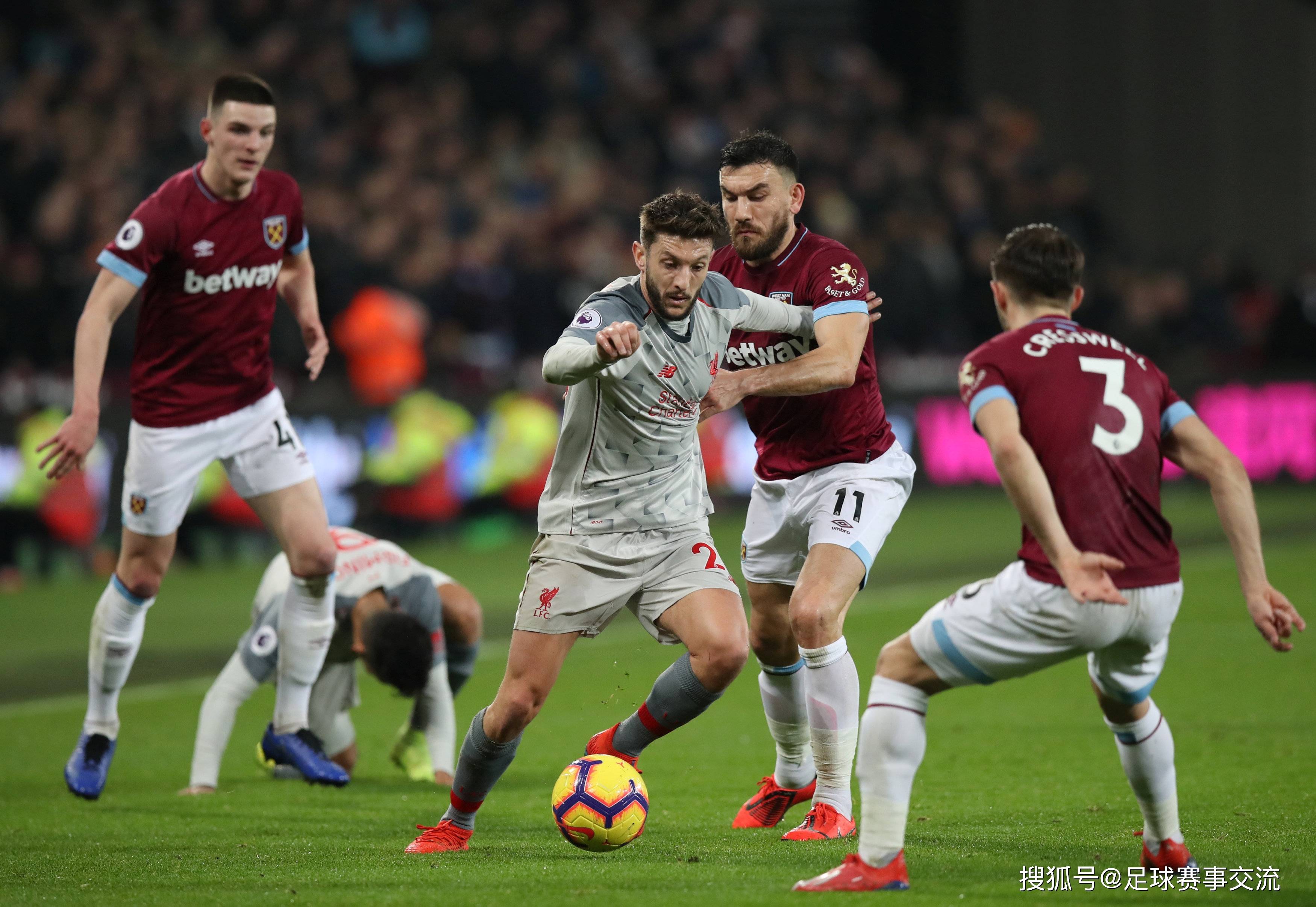 纳帅谈施蒂勒落选：和球员沟通过了，斯图加特对此不满才正常