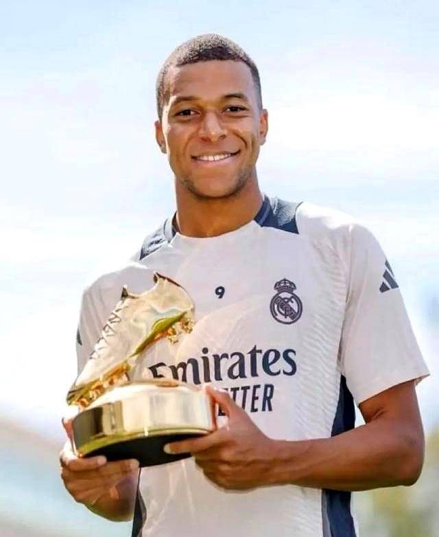 索默：德比不需要额外动力；迈尼昂很出色，我非常喜欢他