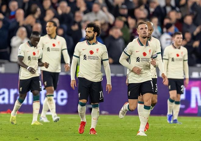 哈登：现如今每个人都在用后撤步，这绝对是我引以为傲的一点